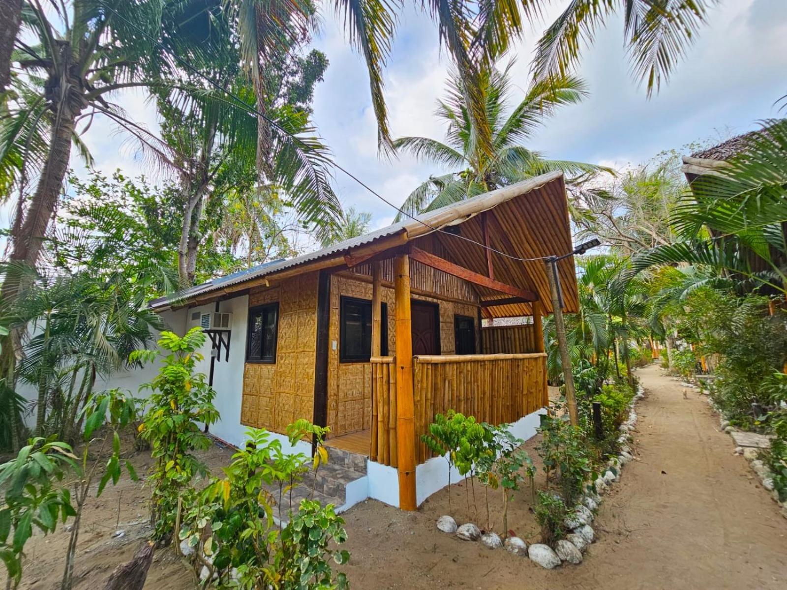 Big Bamboo Beach Resort Sipalay Kültér fotó