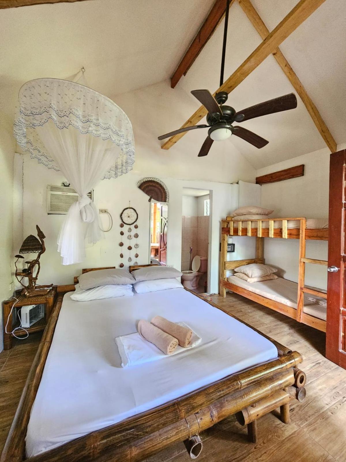 Big Bamboo Beach Resort Sipalay Kültér fotó