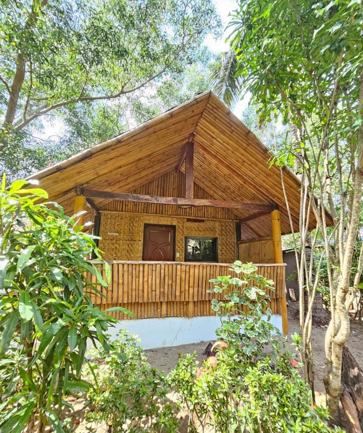 Big Bamboo Beach Resort Sipalay Kültér fotó